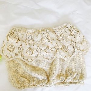 Jens pirate lace top